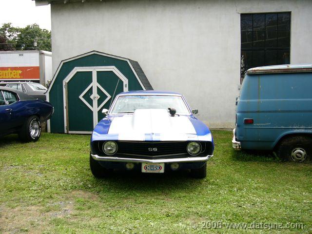 P1000851 1969 Camaro SS with Modified Fiberglass Hood�