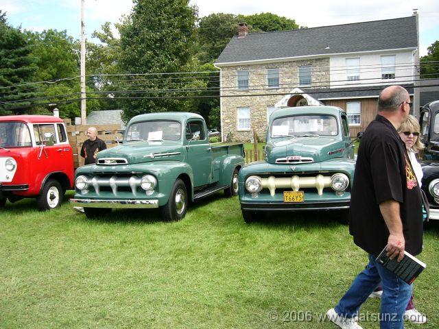 P1000863 Ford Pickups 1951/52�