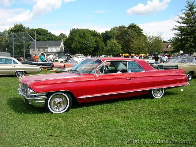 P1020009 Cadillac Coupe De Ville 1961�