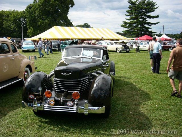 P1020034 Cord 810 Coupe 1936, Supercharged V8�