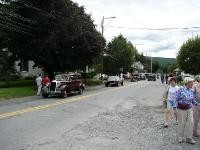P1000852 Cars and Spectators Arrive at Das Awkst Fest�