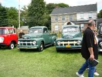 P1000863 Ford Pickups 1951/52�