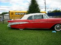 P1020062 Chevrolet Convertible 1957, skirts and 