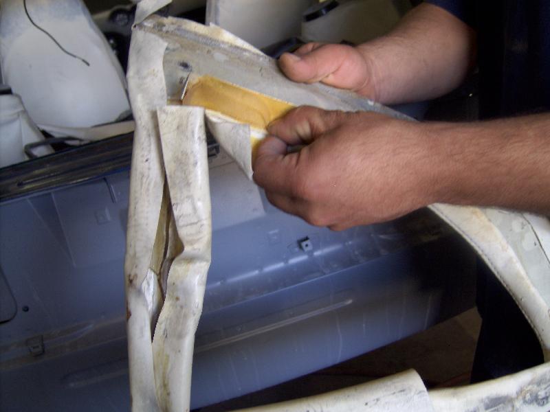 GEDC0373 Inside view of padding