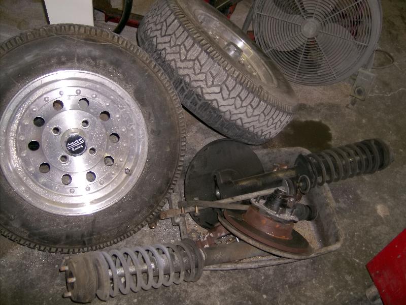 GEDC0384 Front suspension parts removed and ready for clean up
