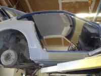 GEDC0375 Side View: Rear suspension and dog leg