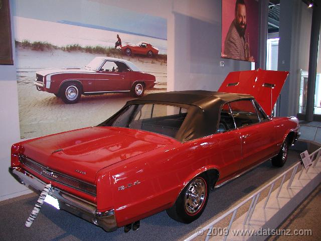 P4300057 1964 Pontiac GTO�