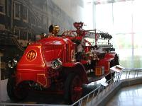 P4300012 1918 Mack AC Fire Truck�