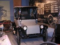 P4300044 1922 Detroit Electric�
